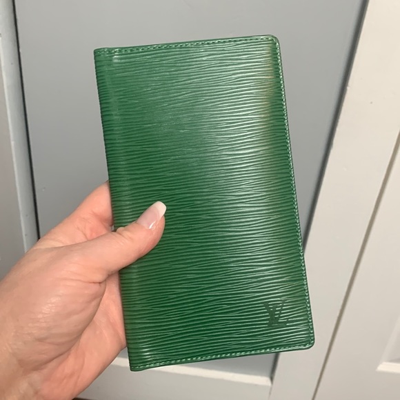 Louis Vuitton Handbags - 1996 green Louis Vuitton Epi wallet